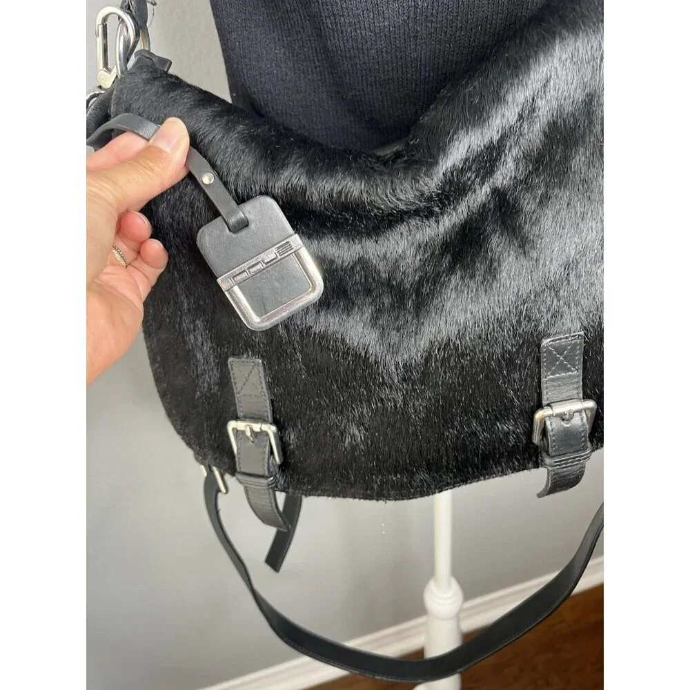Black Faux Fur Saddle Shoulder Bag - Picture 10 of 15